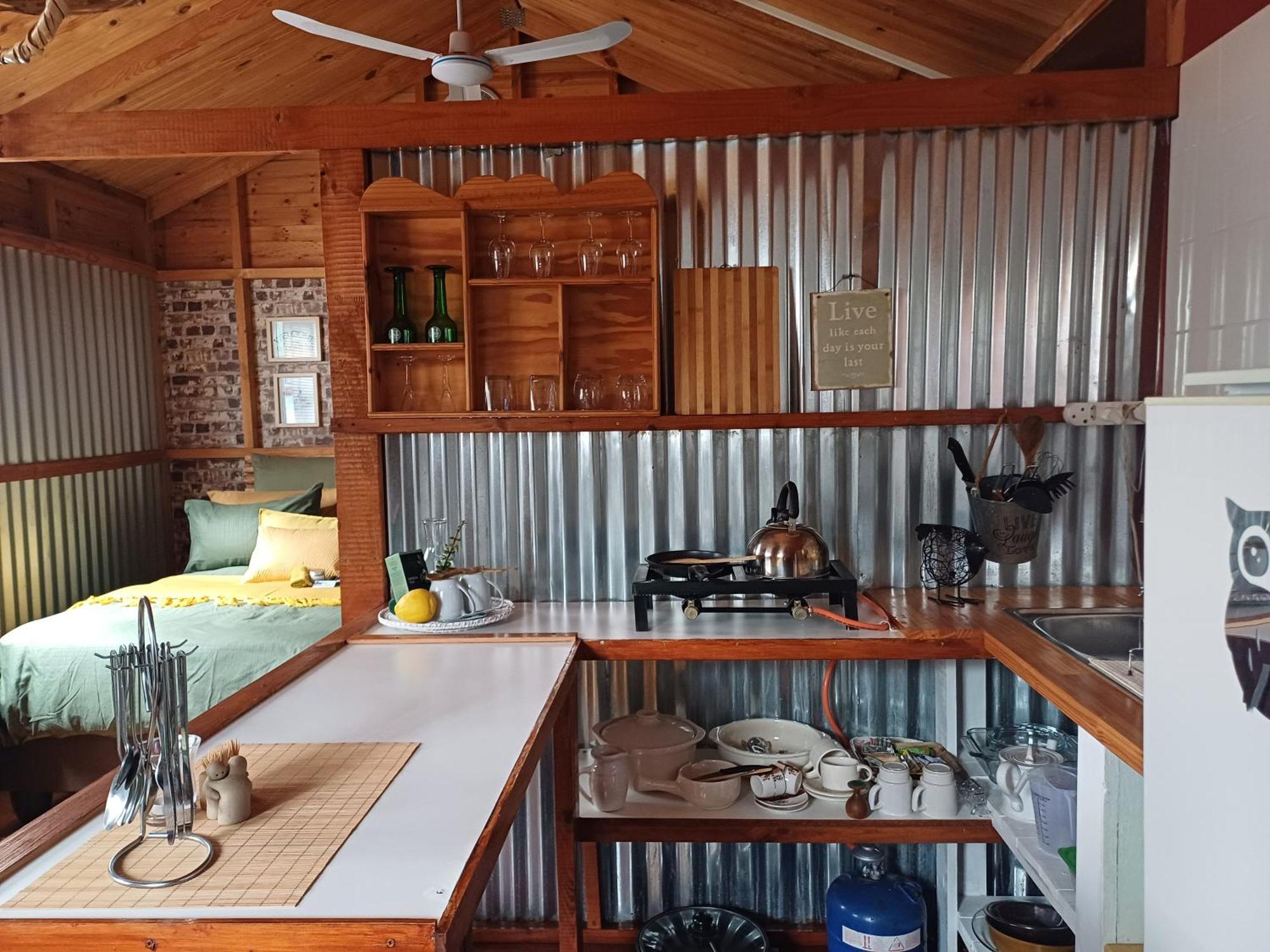Owl'S Den 2 Apartment Oudtshoorn Exterior photo