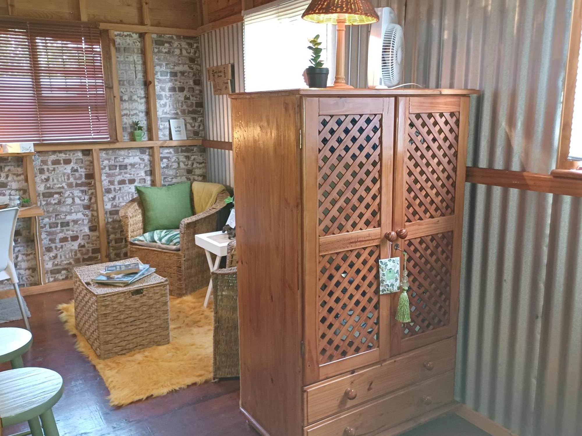 Owl'S Den 2 Apartment Oudtshoorn Exterior photo