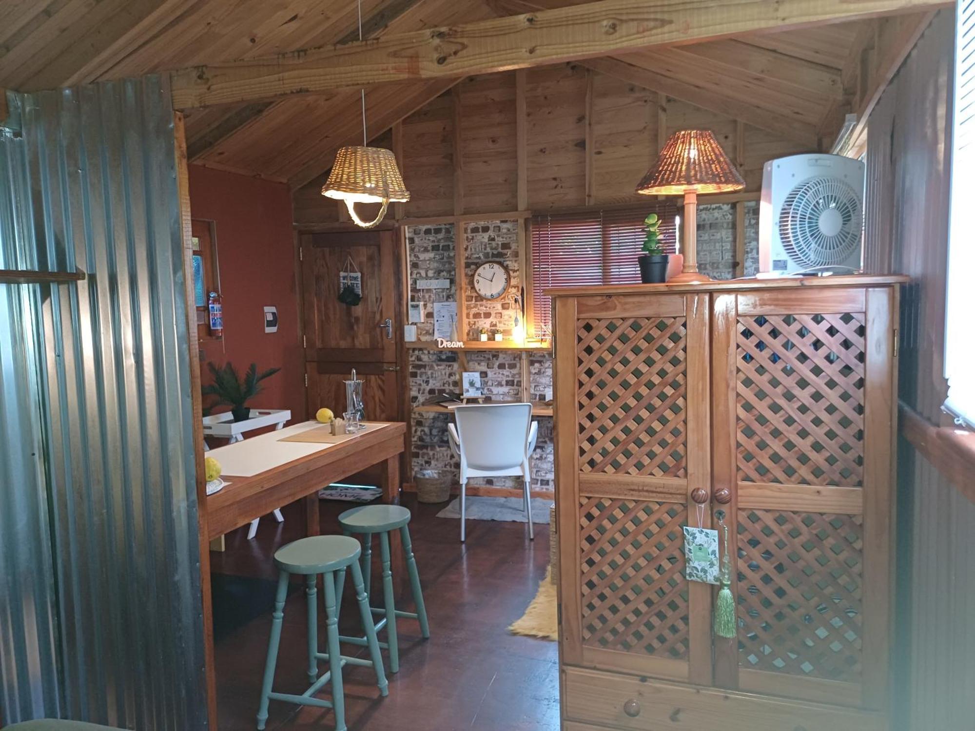Owl'S Den 2 Apartment Oudtshoorn Exterior photo