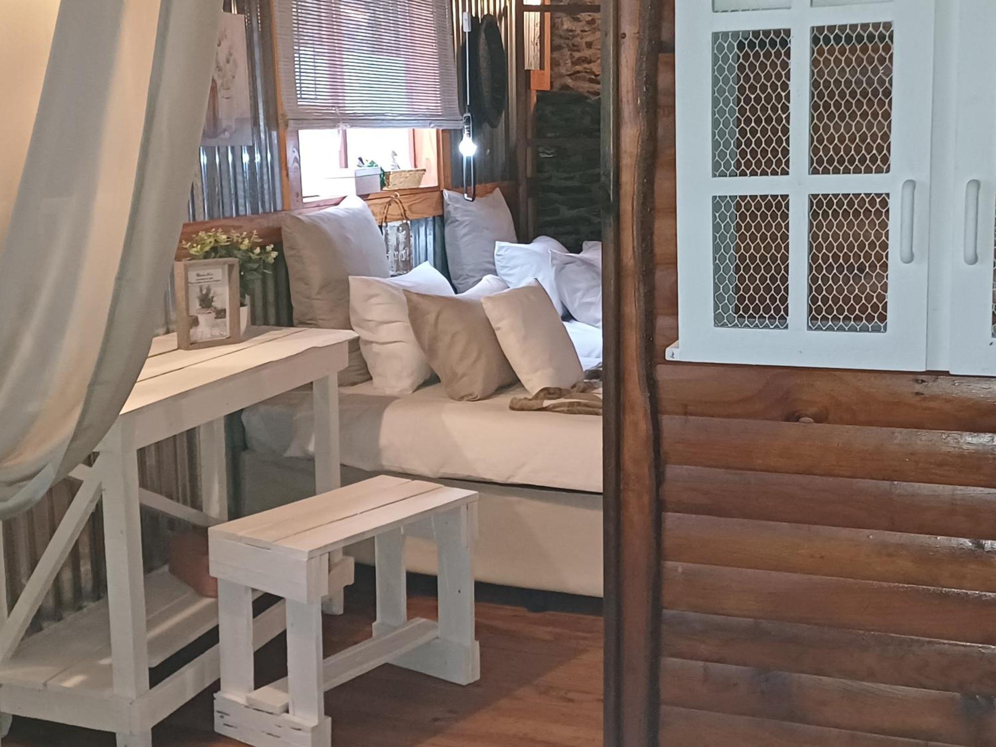Owl'S Den 2 Apartment Oudtshoorn Exterior photo